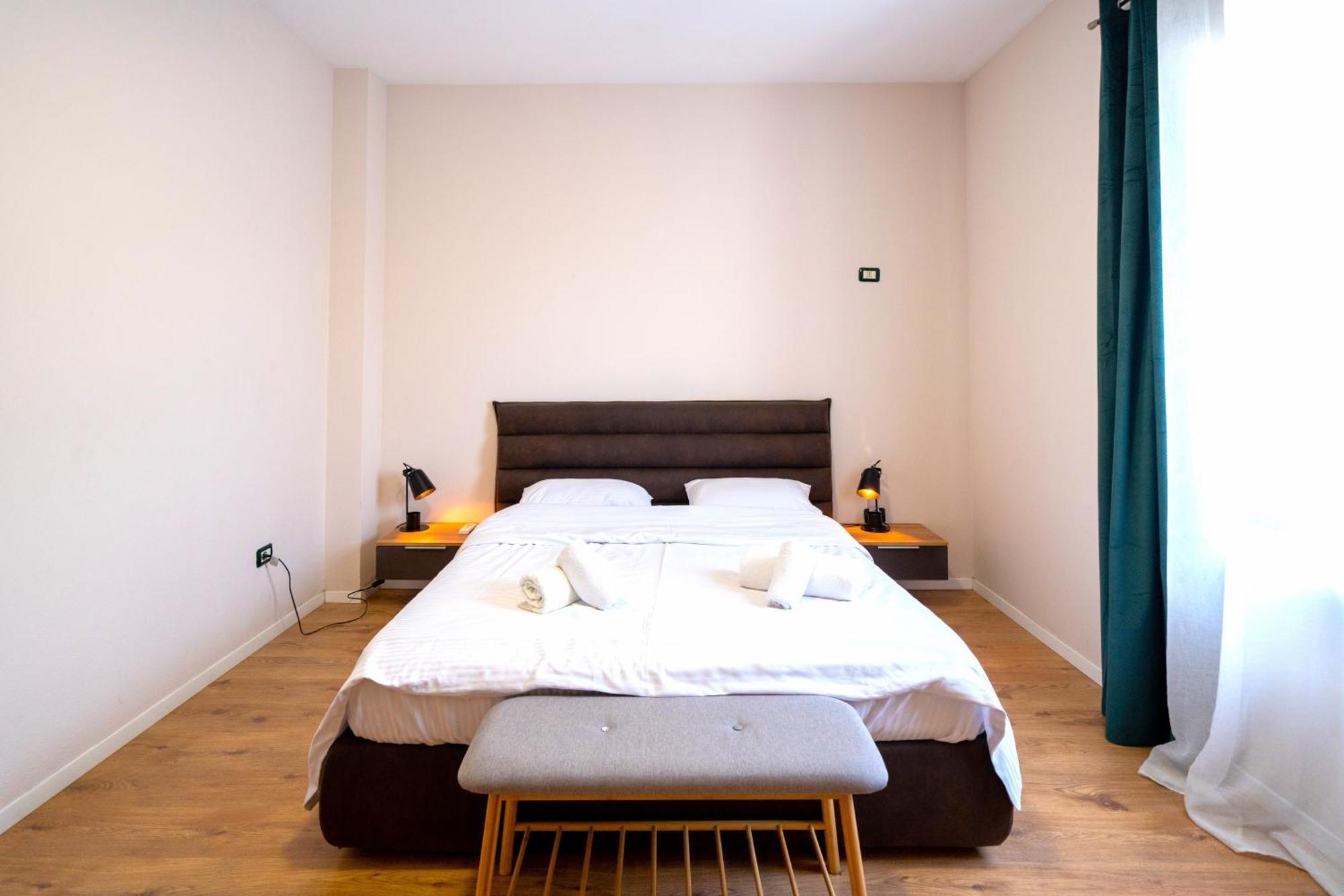 Colorful Comfy Condo Central טיראנה מראה חיצוני תמונה
