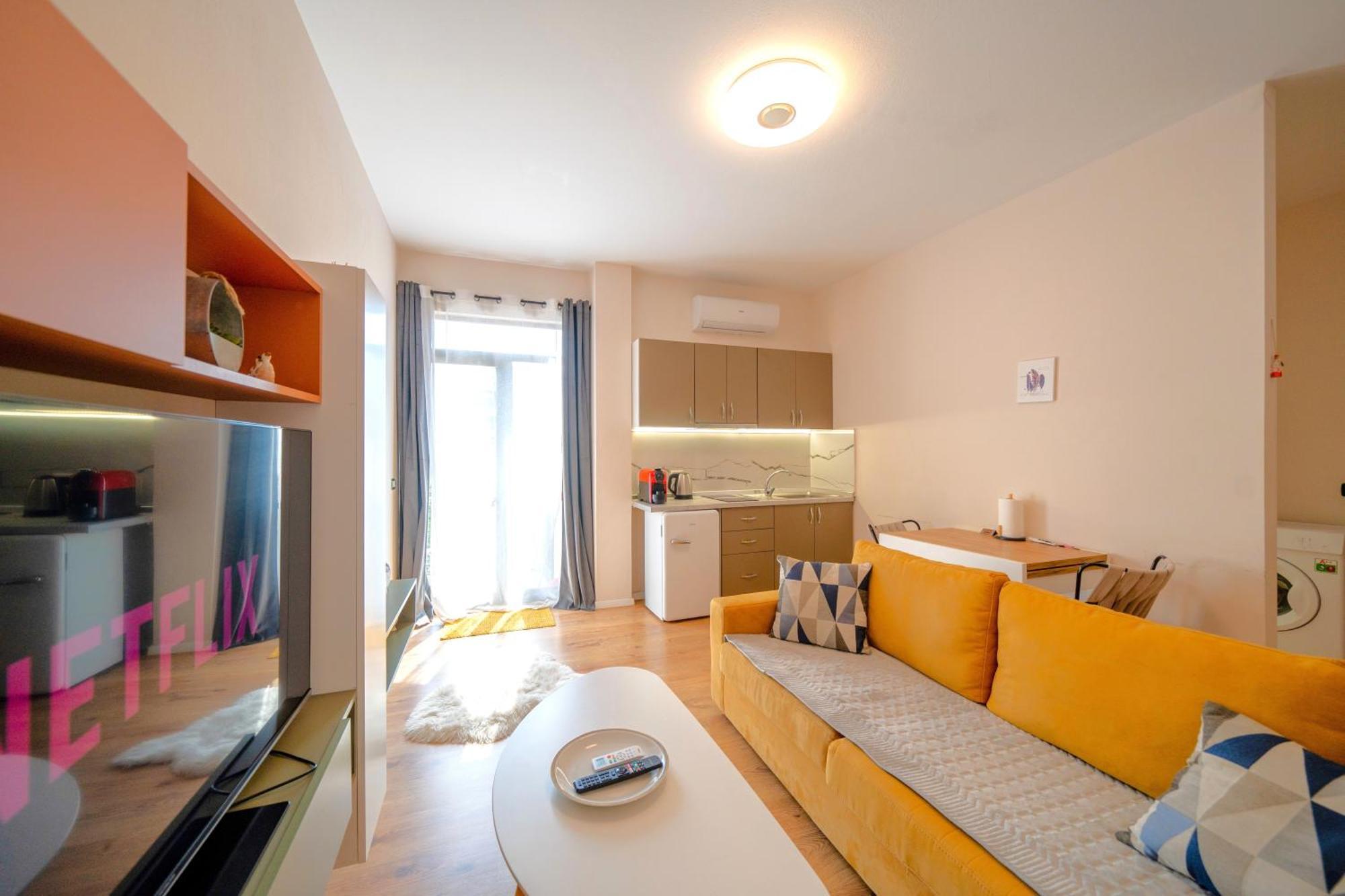 Colorful Comfy Condo Central טיראנה מראה חיצוני תמונה