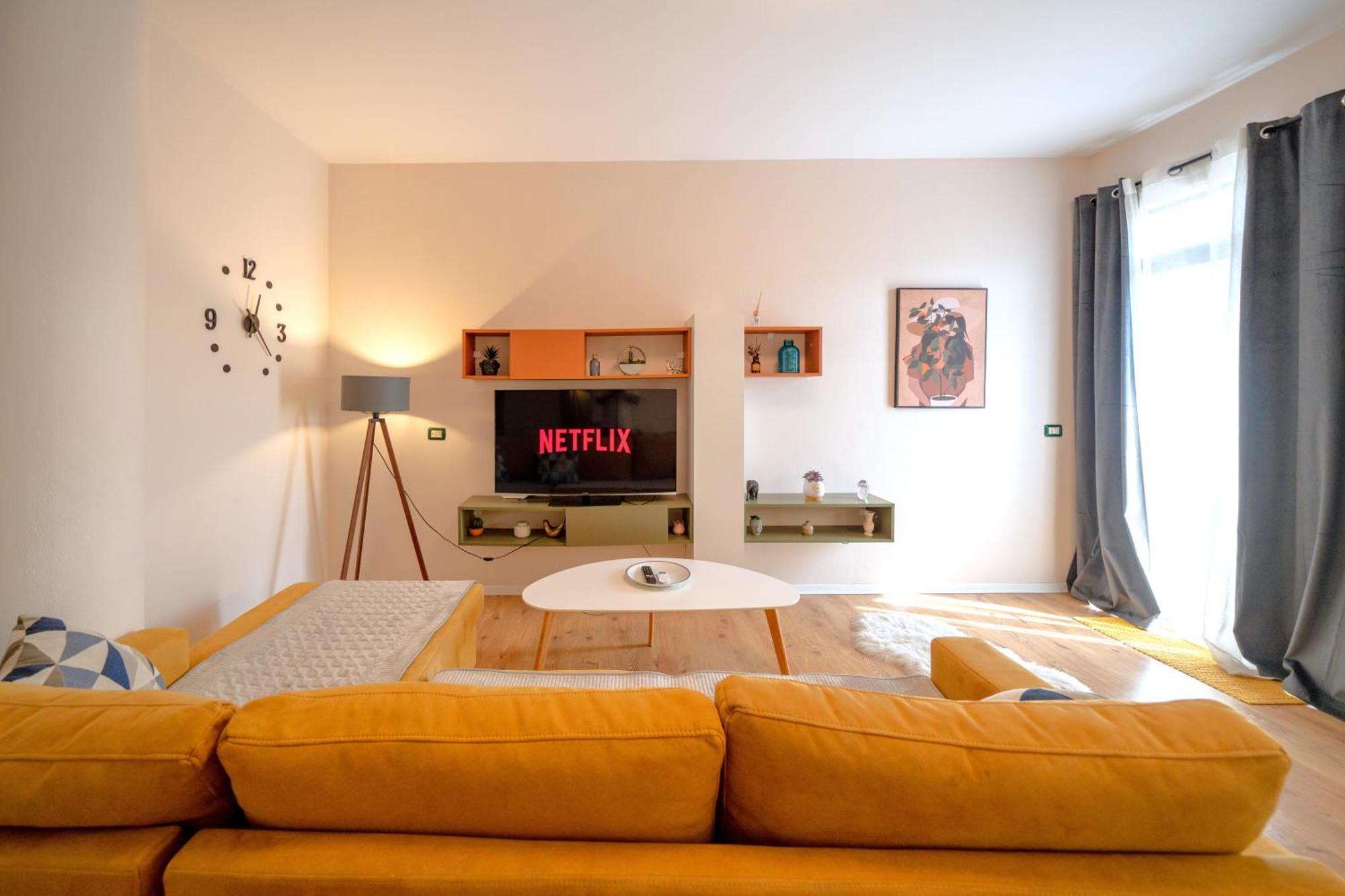 Colorful Comfy Condo Central טיראנה מראה חיצוני תמונה