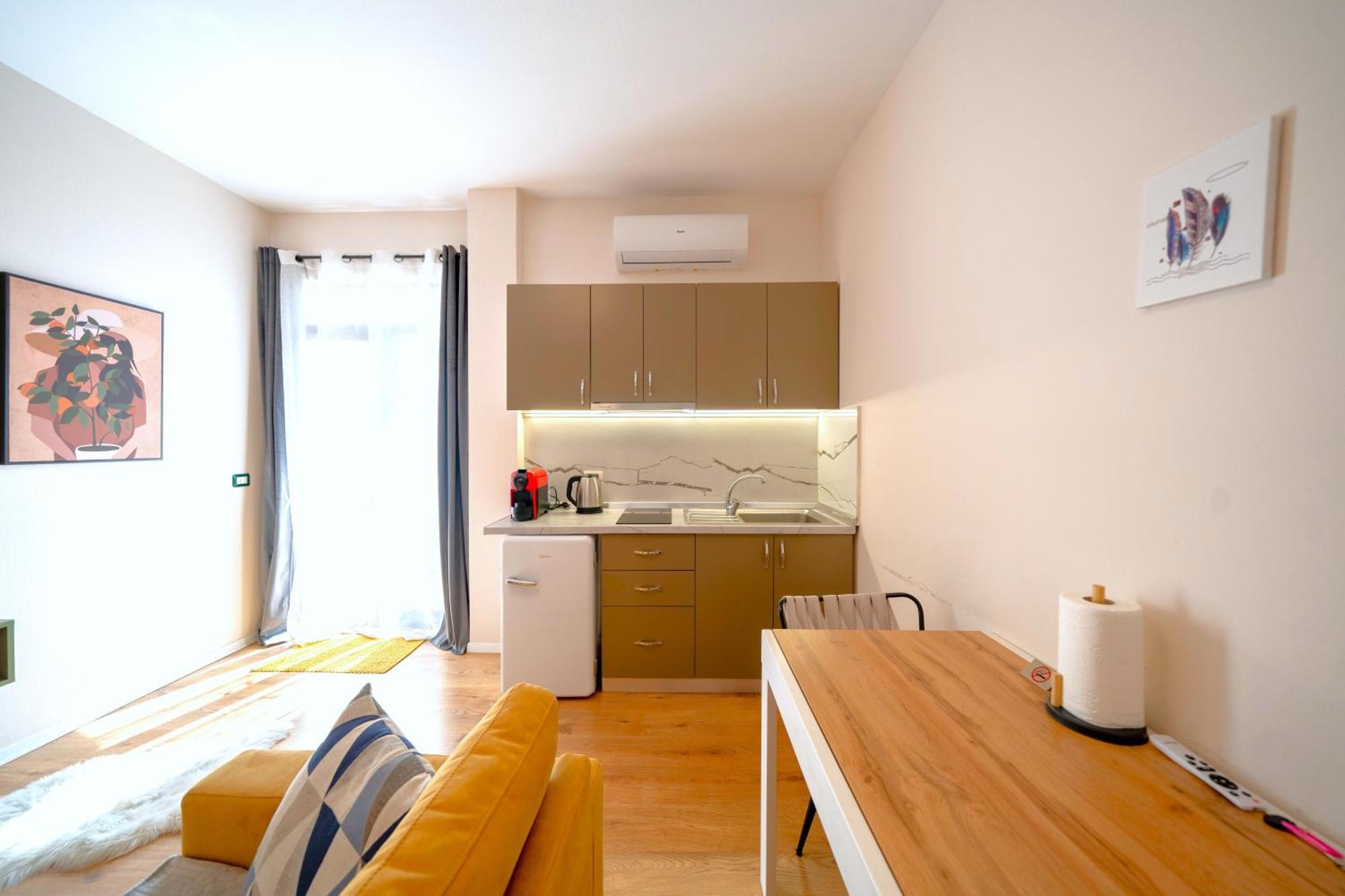 Colorful Comfy Condo Central טיראנה מראה חיצוני תמונה